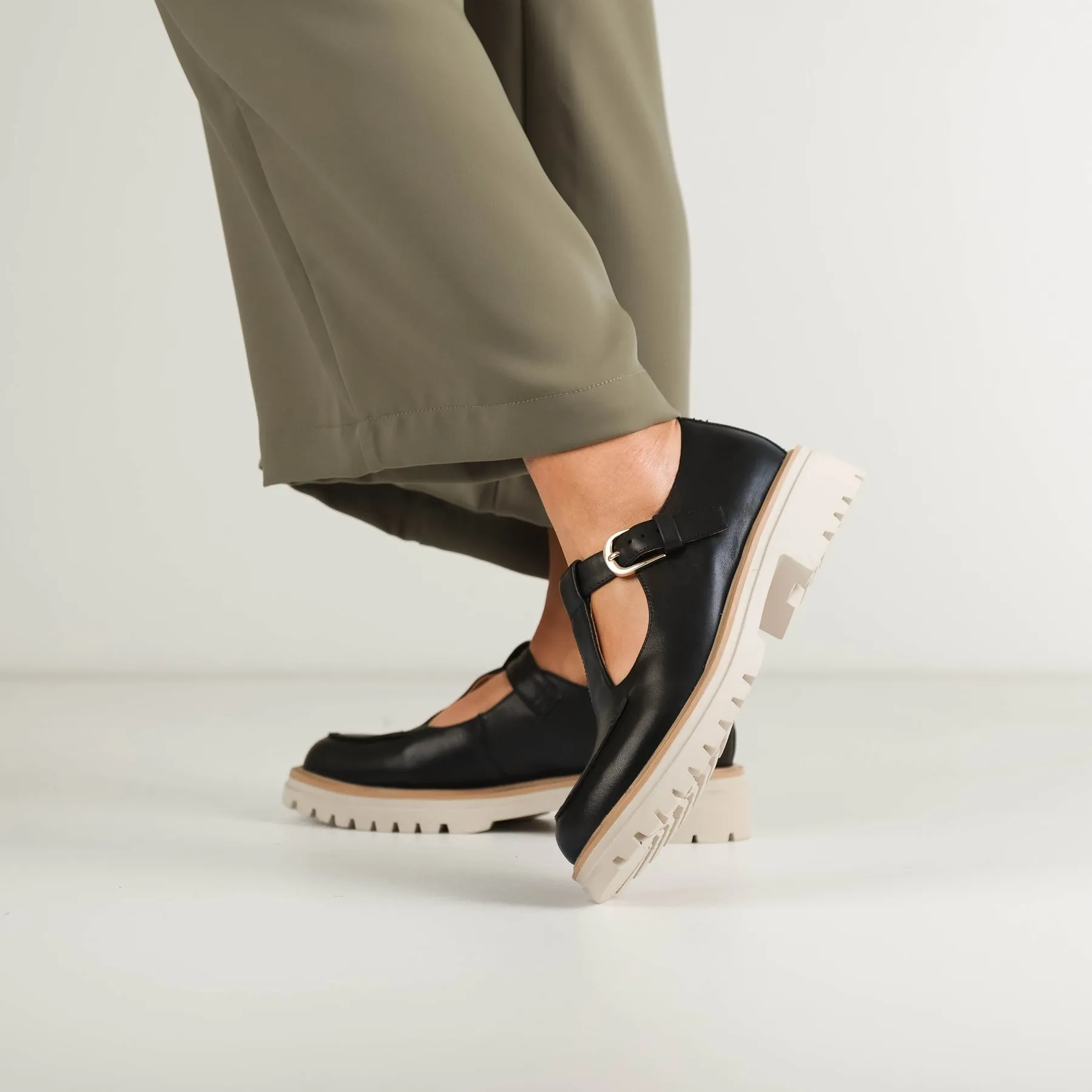 ANJA T-BAR LOAFERS LEATHER