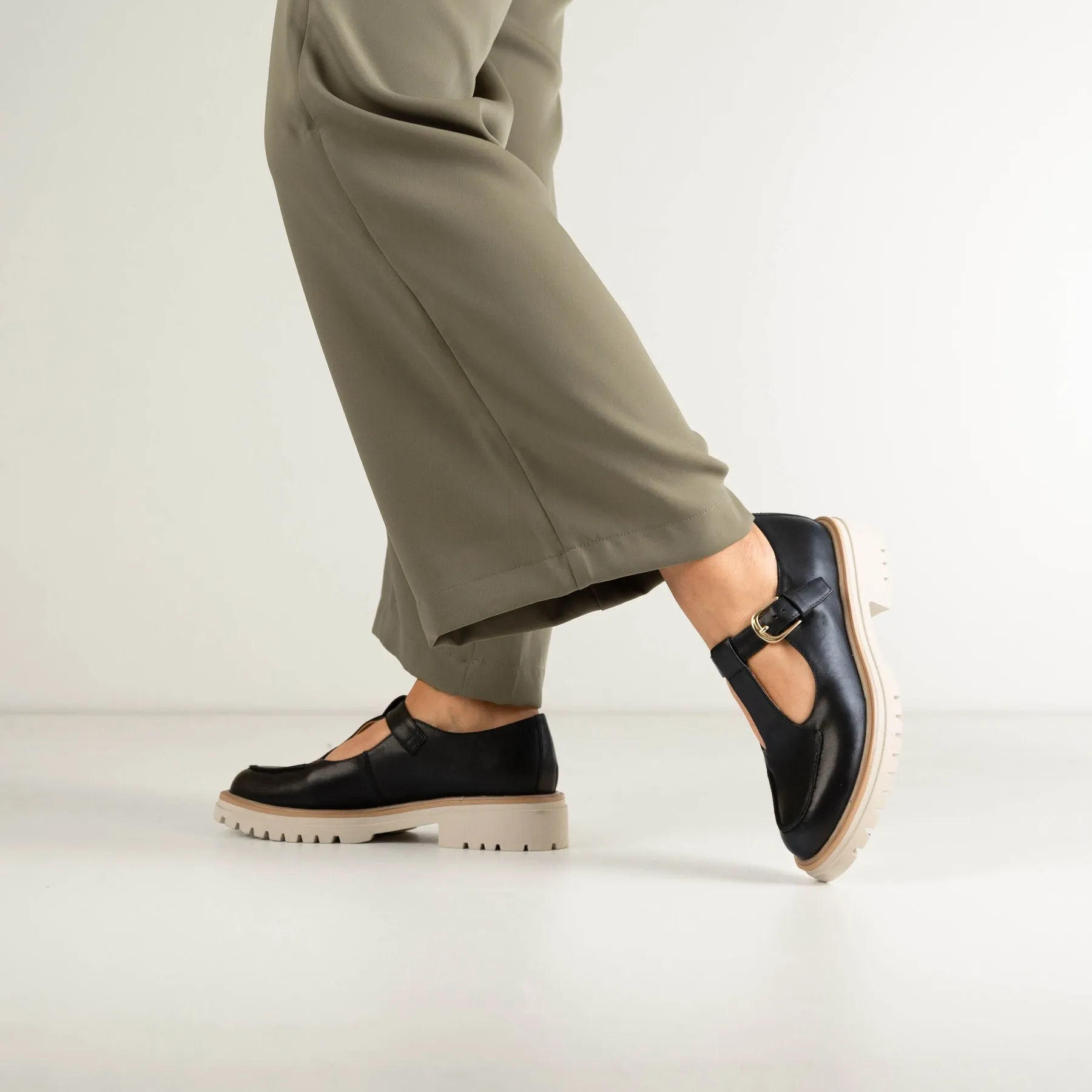 ANJA T-BAR LOAFERS LEATHER