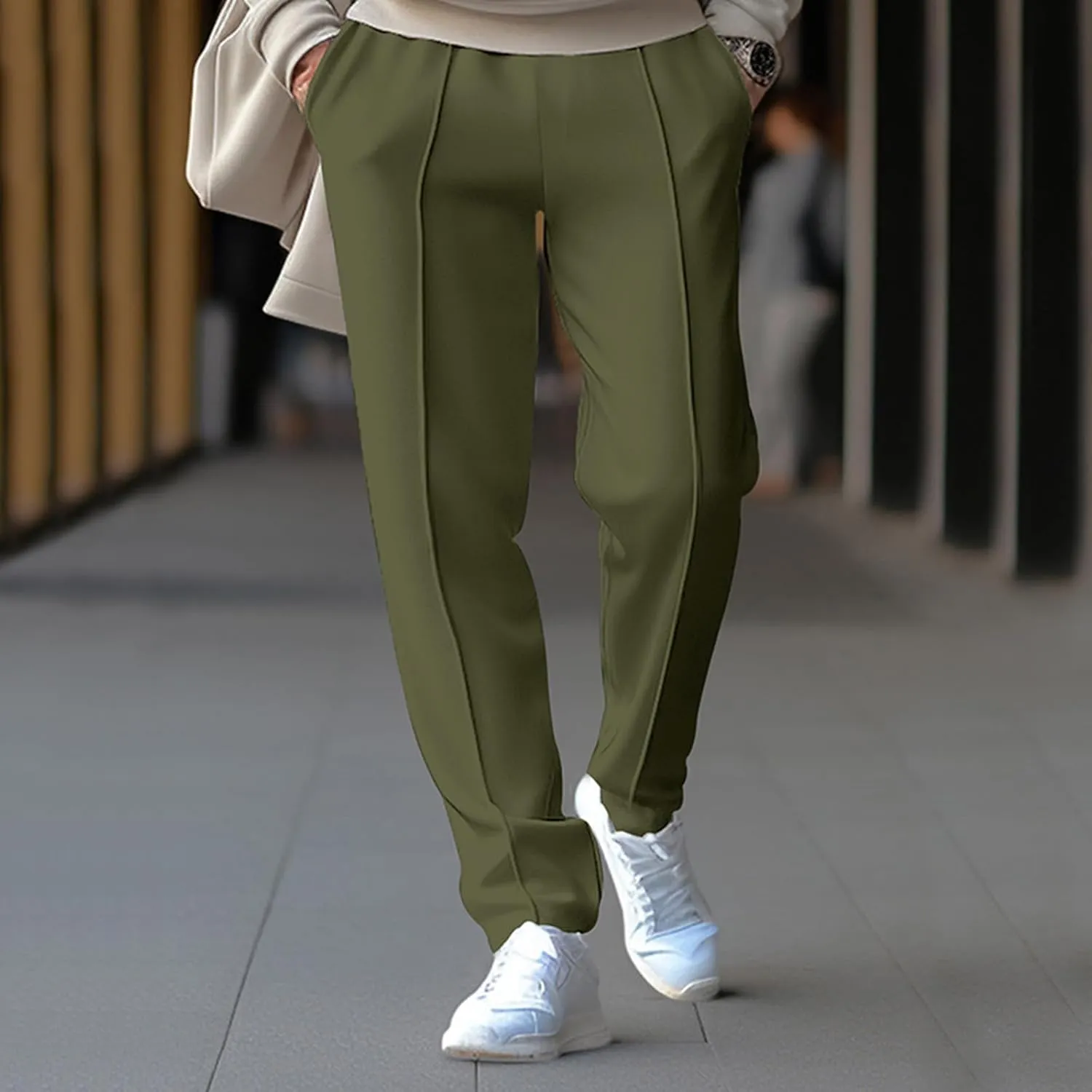 Finelylove Mens Sweatpants Stretchy Lightweight Workout Pants Pleated Front Tapered Leisure Trousers with Pockets