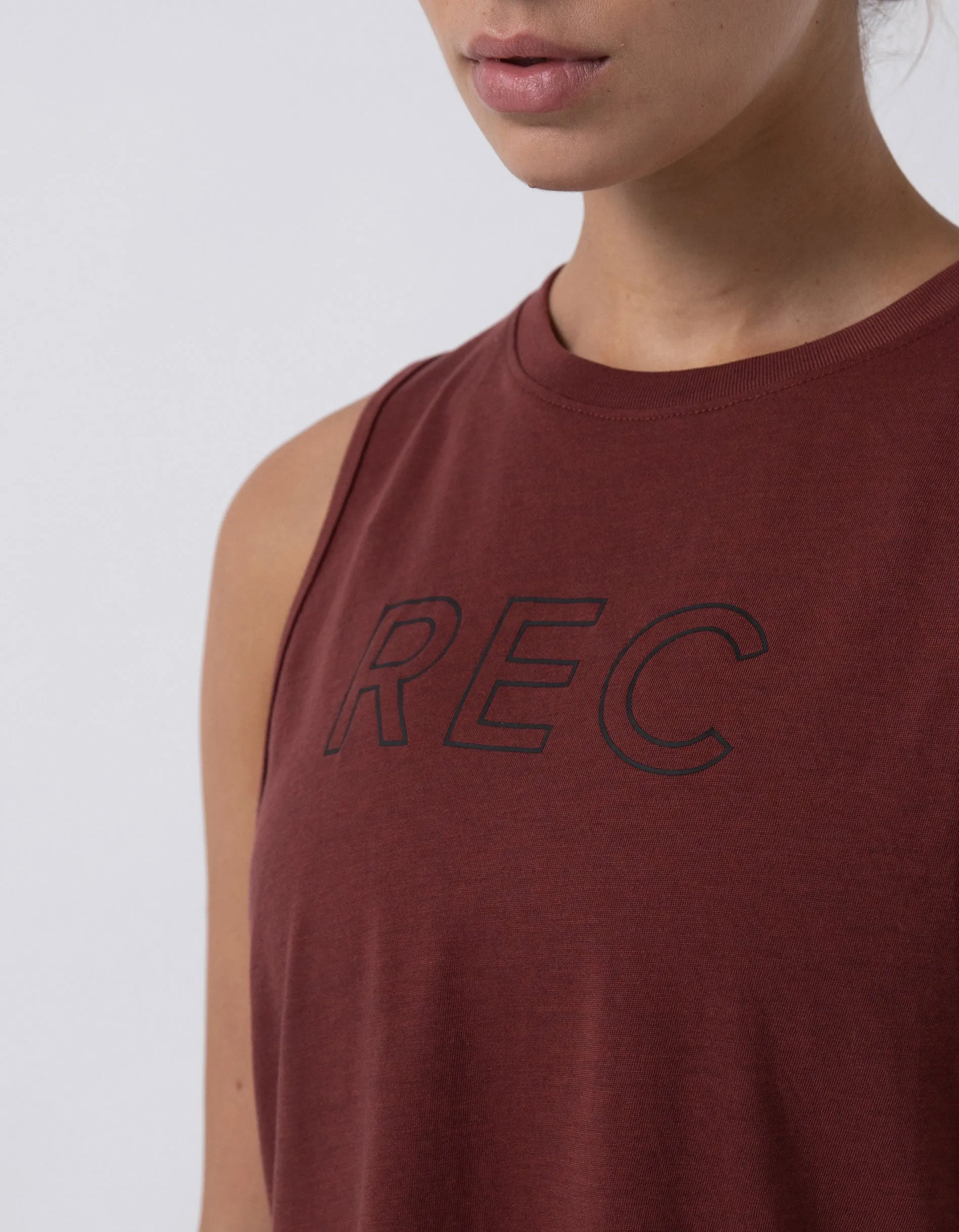 Oxy Edge Crop Tank Dk Cherry