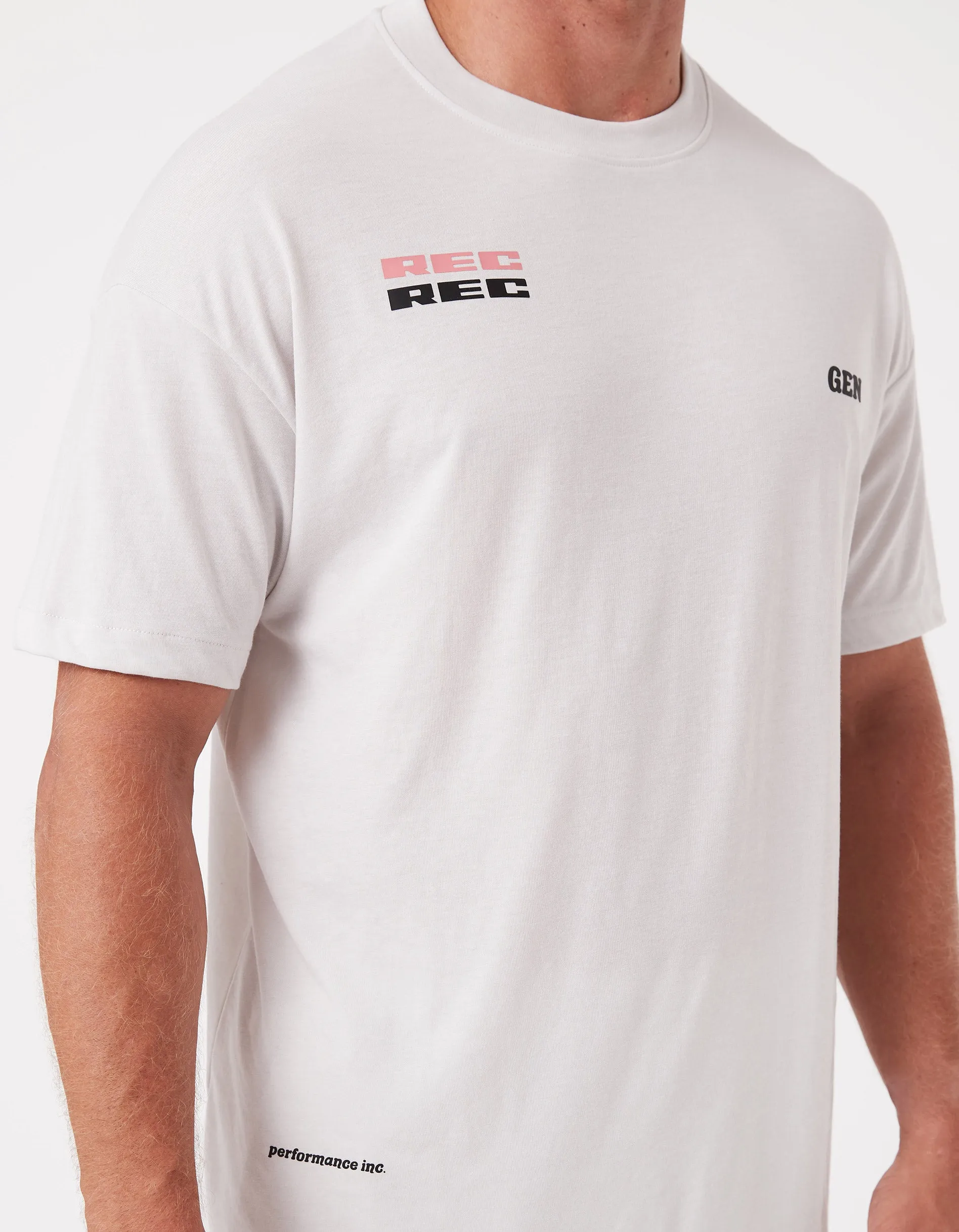 Oxy Mass Decal Tee Frost