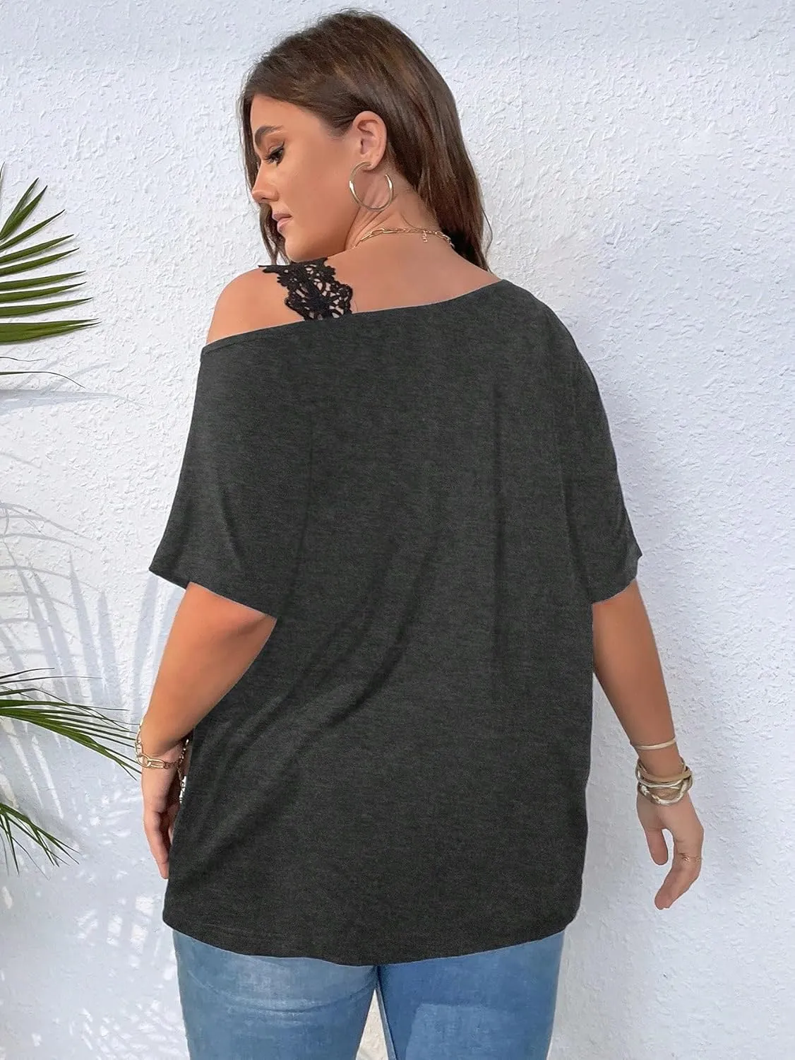 SOLY HUX Women's Plus Size Cold Shoulder Contrast Lace Short Sleeve Tee T Shirt Summer Tops